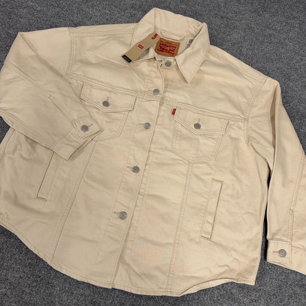 Levis Denim Jacket Women XL Cream Off-White Curved Hem Drop Cut Jean NEW